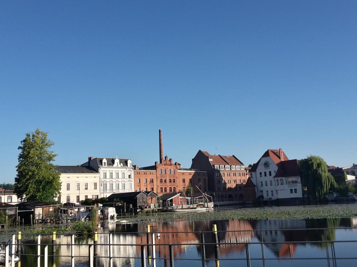 Omas Linde Apartment Brandenburg  Ngoại thất bức ảnh